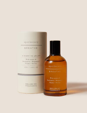 marksandspencer apothecary T225922 parfemovana voda apothecare breathe s vuni eukalyptu a bergamotu a tymianu 50ml 399kc.jpg